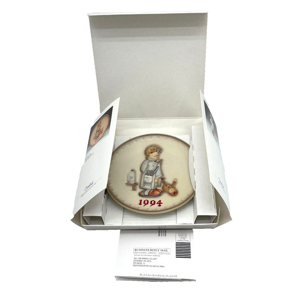 Vintage 1994 Goebel M.J. Hummel 24th Annual Collector Plate 7.5" Series Edition - Picture 8 of 14